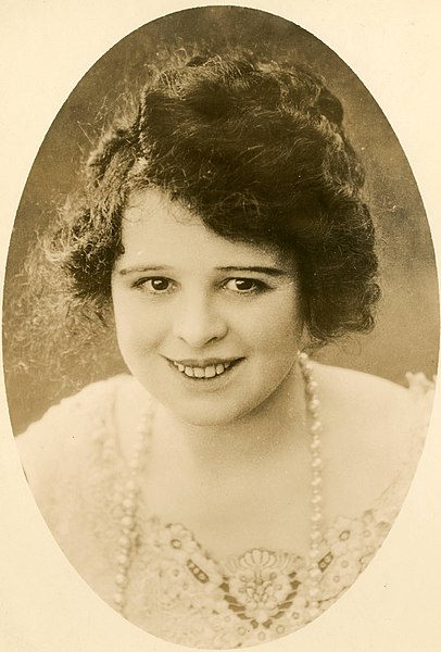 File:Silent film actress Dot Farley (SAYRE 143).jpg