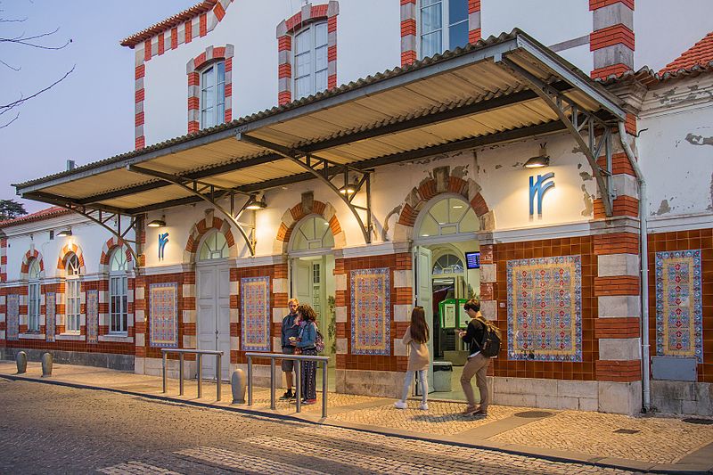 File:Sintra station (35019430651).jpg