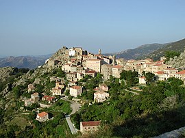 A view of the village from the D663 road from Nessa