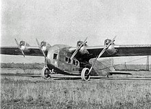 Le Zeppelin-Staaken E-4/20,  monoplan quadrimoteur entièrement en métal construit par Zepplein en 1917.