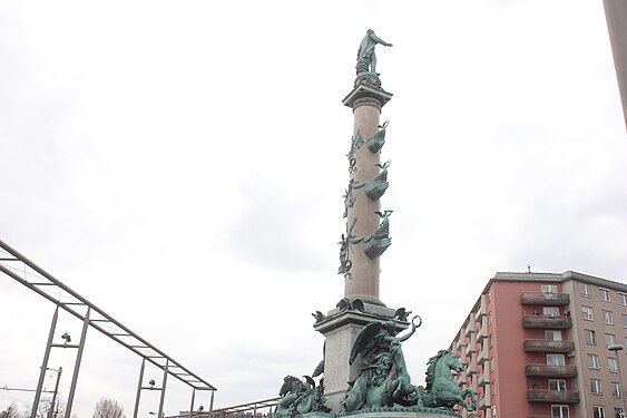 Statue of Wilhelm von Tegetthoff in Vienna