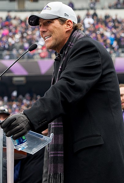 File:Steve Bisciotti, Super Bowl celebration (cropped).jpg