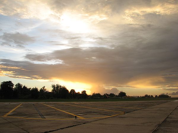 Image: Sunrise, Gan Airport (824767884)