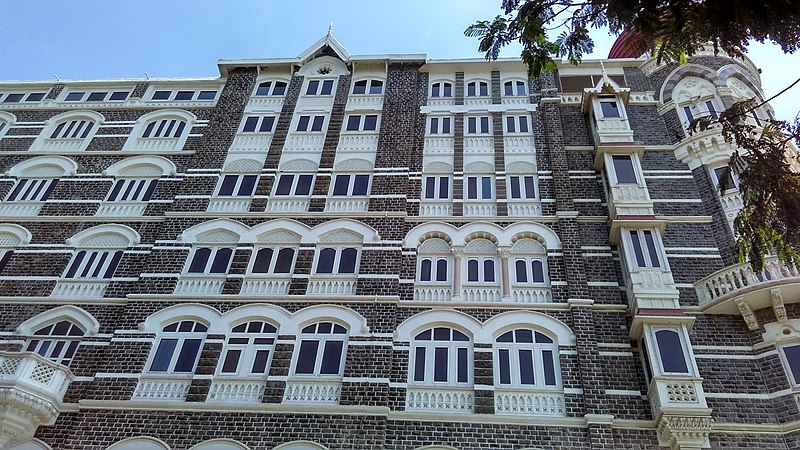 File:Taj from outside.jpg