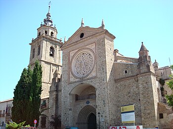 Colegiata de Santa María la Mayor en Talavera de la Reina, España