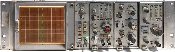 A professional-grade oscilloscope Tektronix 7603 (1970s) for use in electronics and scientific laboratories. Typically for rack-mounted devices, the w