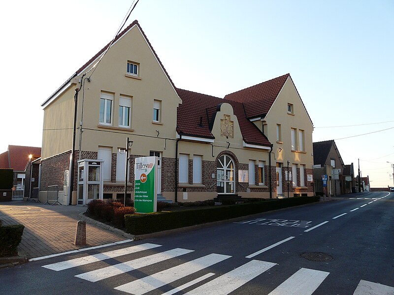 File:Tilloy mairie.JPG