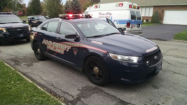 Town of Amherst police Ford Taurus