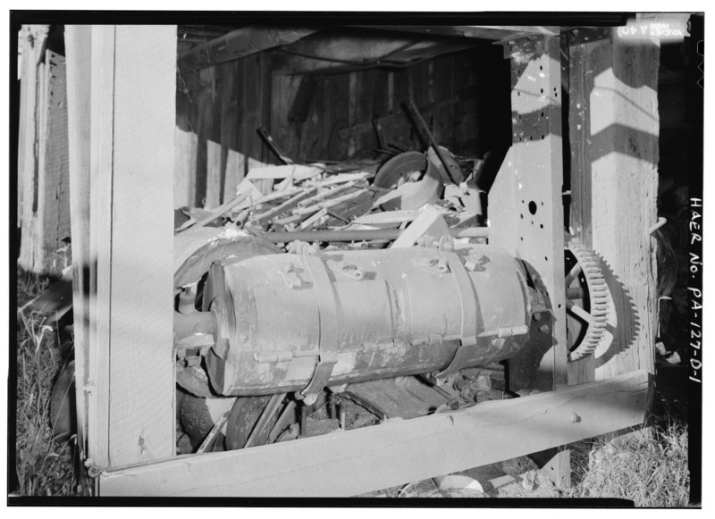 File:Tumbler from south (outside southwest corner of building). - East Broad Top Railroad and Coal Company, Foundry, State Route 994, West of U.S. Route 522, Rockhill Furnace, HAER PA,31-ROCFN,1D-1.tif