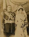 Tupou II en ʻAnaseini Takipō.jpg