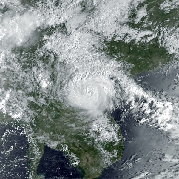 File:Typhoon Ruth sept 16 1980 0046Z.jpg