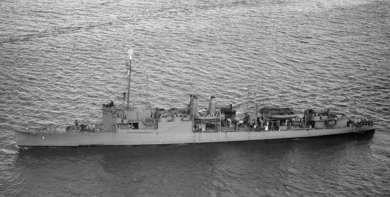 File:USS Childs (AVD-1) underway, circa in late 1944 (19-N-74863).jpg