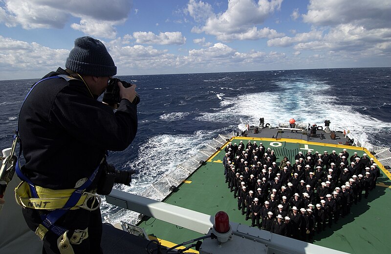 File:US Navy 040214-N-5319A-003 Canadian Navy, Master Corporal Christopher Kelly photographs the crew of the Canadian Navy Halifax-class patrol frigate, HMCS Toronto (FFH 333) on Valentine's Day.jpg