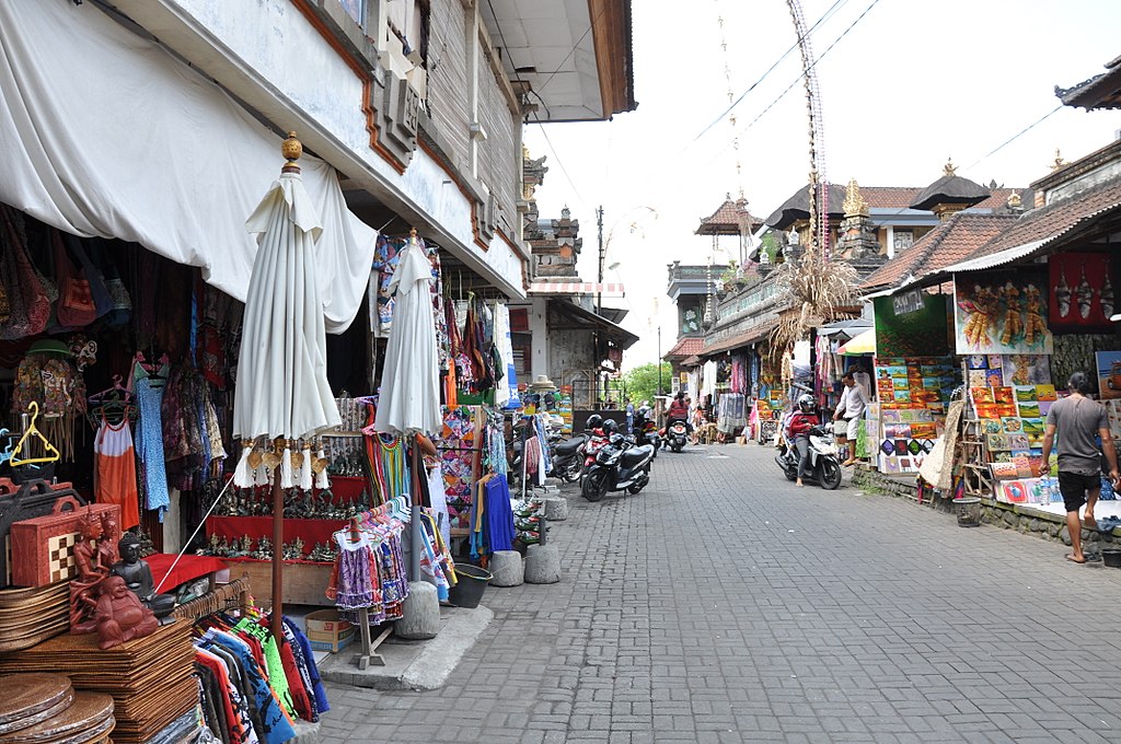 Ubud market (16870234508)