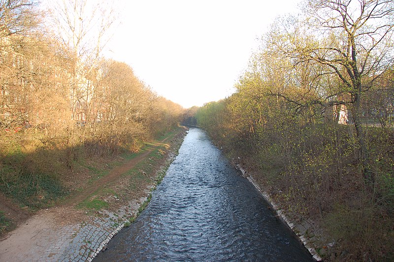 File:Umflutgraben Krämpferbrücke by Stepro.jpg