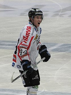 Vatanen Sami JYP 2011 1.jpg