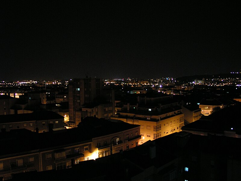 File:Vista panoramica di Lisbona dall'hotel 2 - panoramio.jpg