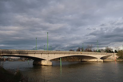 Comment aller à Pont de Suresnes en transport en commun - A propos de cet endroit