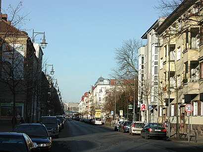 So kommt man zu Weitlingstr. mit den Öffentlichen - Mehr zum Ort Hier