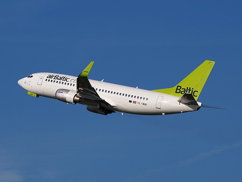 File:YL-BBI Air Baltic Boeing 737-33A(WL) - cn 27454 takoff from Schiphol (AMS - EHAM), The Netherlands, 17may2014, pic-3.JPG