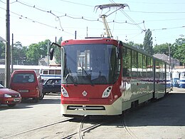 Трисекційний частково низькопідлоговий трамвай К-1М8