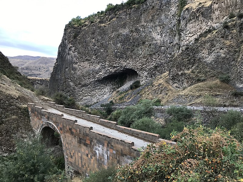 File:Գառնու ձորի կամուրջ (2019) 03.jpg