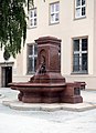 Saxoniabrunnen: Brunnenanlage, ursprünglich auf dem Roßmarkt stehender Brunnen