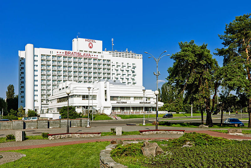 File:1-bratislava-hotel-kiev 01.jpg