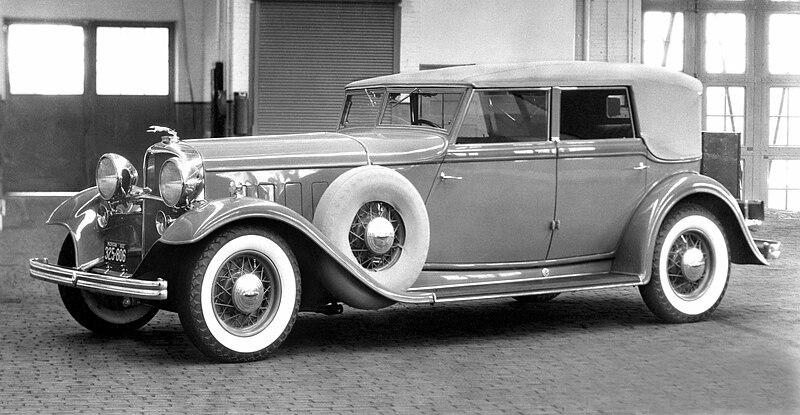 File:1932 Lincoln Model KB Convertible Sedan by Dietrich (241).jpg