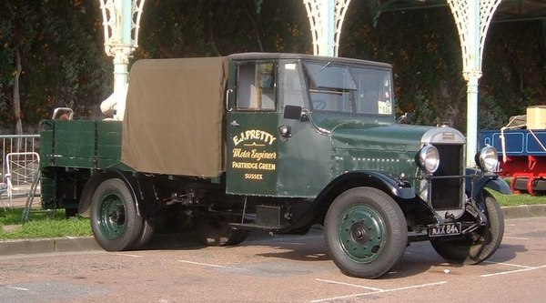 Preserved 1934 Thornycroft Handy dropside lorry