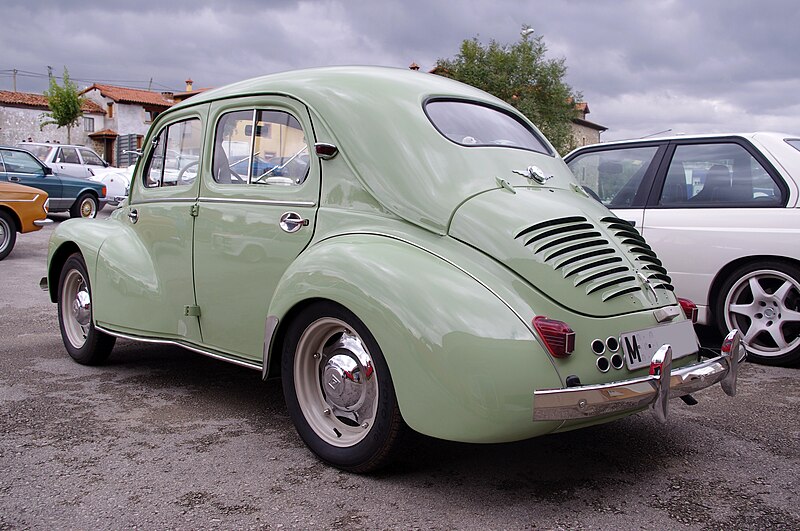 File:1959 Renault 4-4 (5065084673).jpg