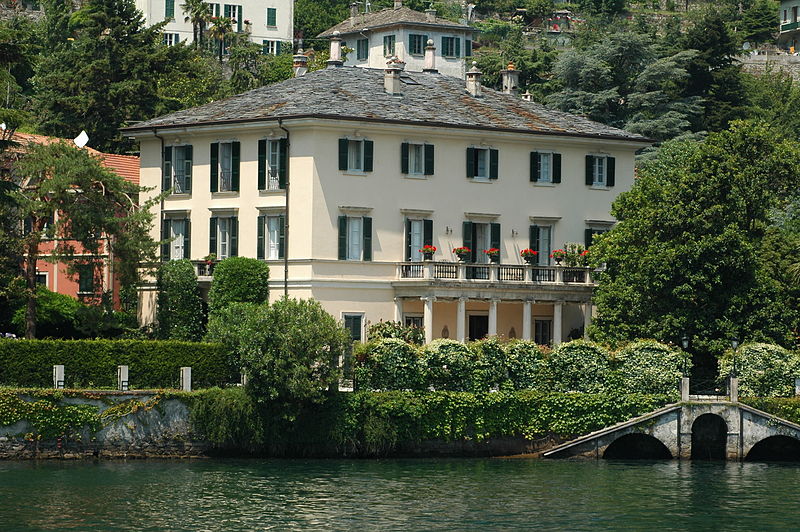 File:2006-06-14 Villa Clooney in Laglio.jpg