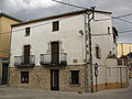 Casa a la plaça Vella, 11 (Vilobí d'Onyar)