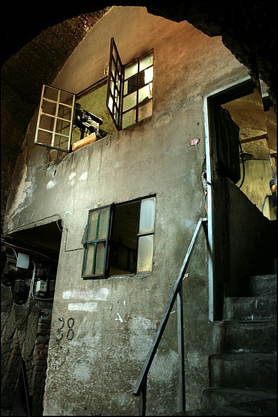 File:A house in the wall near from Grand Bazaar, Istanbul - panoramio.jpg