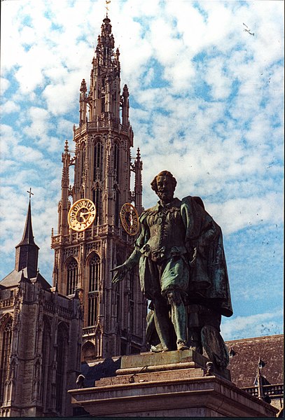 Image: Antwerpen Groenplaats Peter Paul Rubens San Salvatorkerk