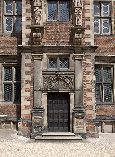 File:Aston Hall side door.jpg