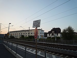Burg'daki Bahnhof - geo.hlipp.de - 38310.jpg