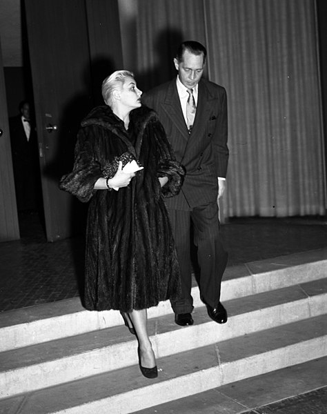 File:Barbara Payton and Franchot Tone.jpg