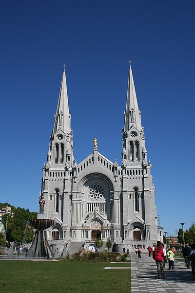 File:Basilique Saint-Anne - Quebec.JPG