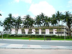 Bayside Marketplace front.jpg