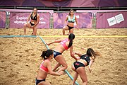 Deutsch: Beachhandball bei den Olympischen Jugendspielen 2018; Tag 6, 12. Oktober 2018; Mädchen, Hauptrundenspiel – Chinesisch Taipei (Taiwan)-Paraguay 0:2 English: Beach handball at the 2018 Summer Youth Olympics at 12 October 2018 – Girls Main Round – Chinese Taipei (Taiwan)-Paraguay 0:2