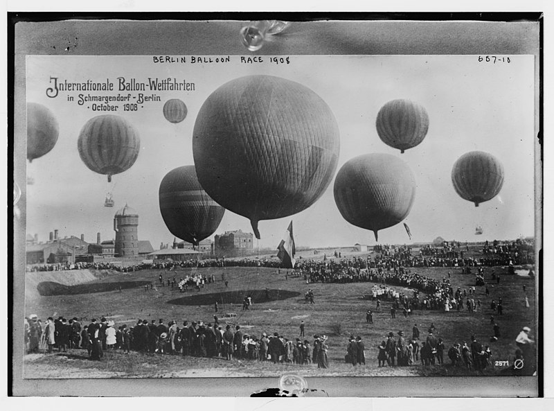 File:Berlin Balloon Race 1908 LCCN2014682932.jpg