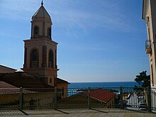 Il campanile santuario di Santa Maria a mare e la biblioteca parrocchiale di fianco