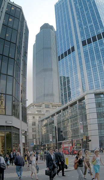 File:Bishopsgate2.jpg