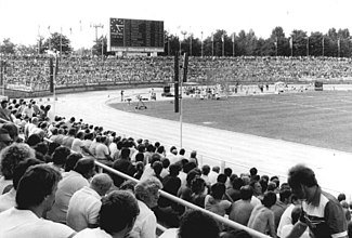 Forbundsarkivets billede 183-1986-0811-040, Dresden, Heinz-Steyer-Stadion.jpg