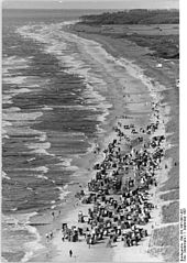 Strandkörbe am Strand von Graal-Müritz (1987)