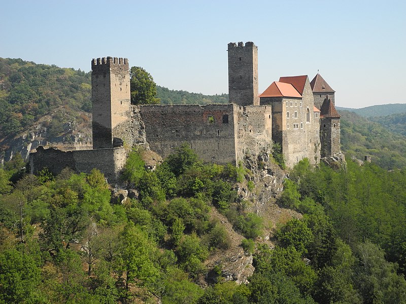 File:Burg hadregg.jpg