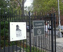 Public park in Brooklyn, New York has free Wi-Fi from a local corporation. CDSC wifi Classon jeh.jpg