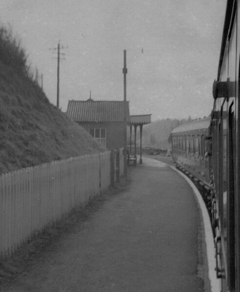 File:Calstock railway station, Cornwall, 1970.jpg