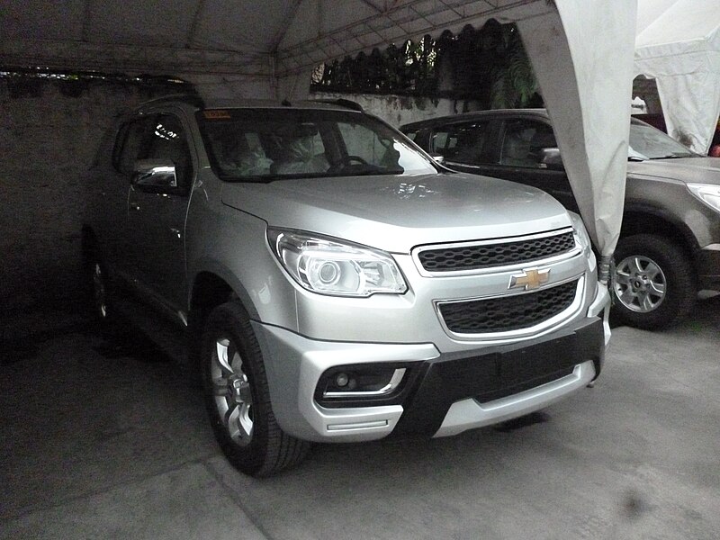 File:Chevrolet Trailblazer 4x4 LTZ Special Edition 2016.jpg